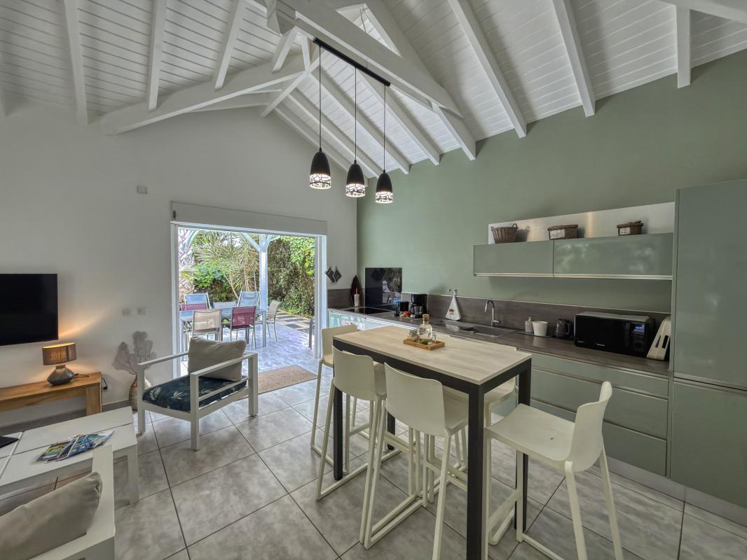 12.Location Villa piscine Saint François Guadeloupe_Cuisine